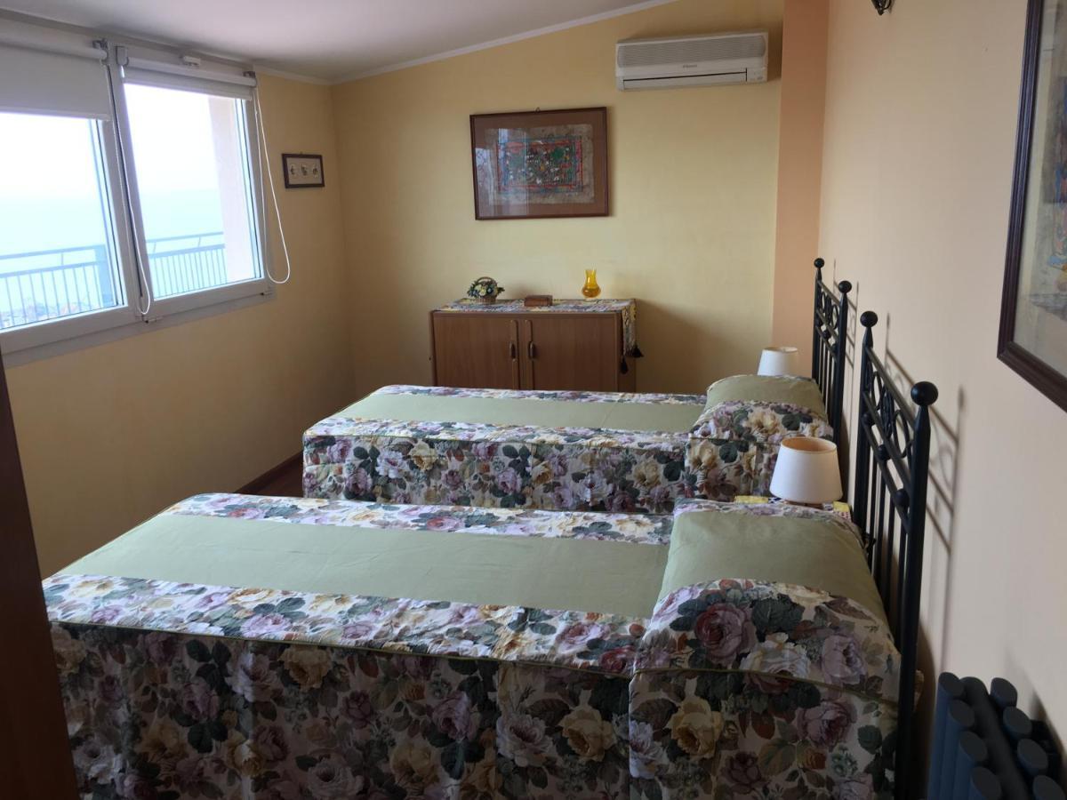 Europa Guest House 卡塔尼亚 外观 照片